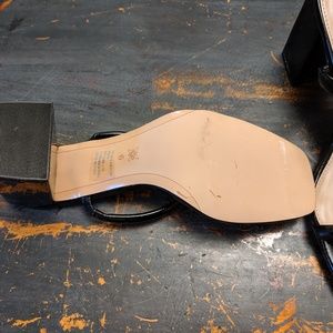 bcbg tatiana block heel